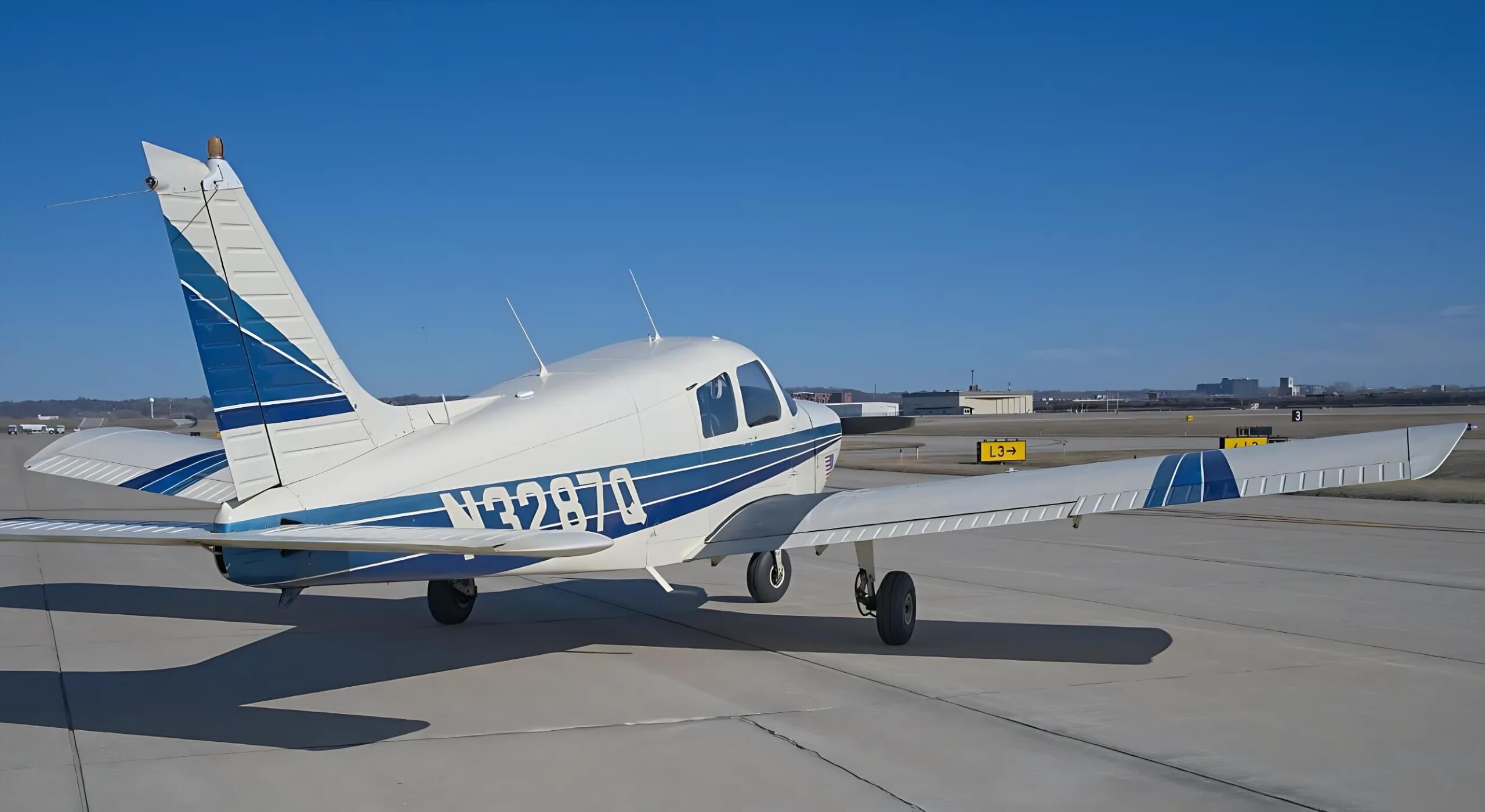 Piper Cherokee 140 N3287Q