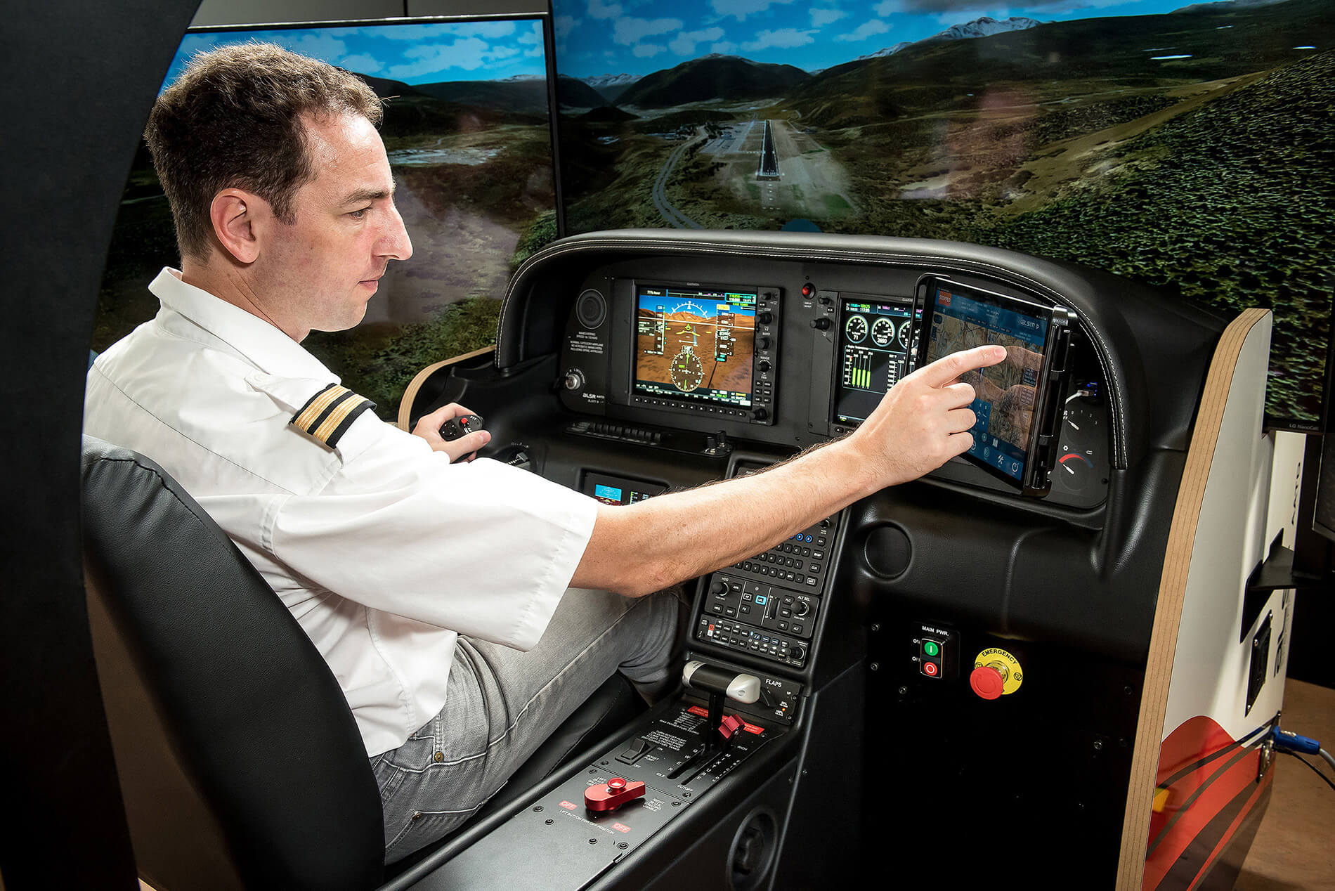 Cirrus SR20 & SR22 Simulator Sessions | Kansas Çity – Aspire